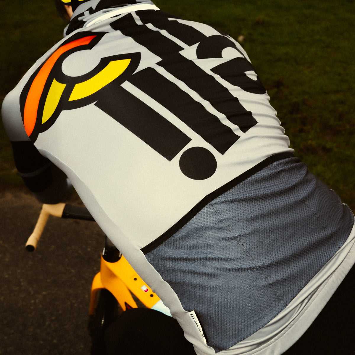 cinelli-jersey-tempo-nemo-cement-gray-manica-lunga-maglia-invernale-uomo image 3