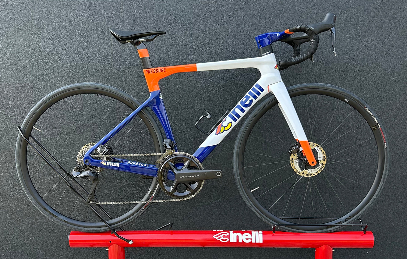 cinelli-pressure-ultegra-di2-bici-test-taglia-s image 1