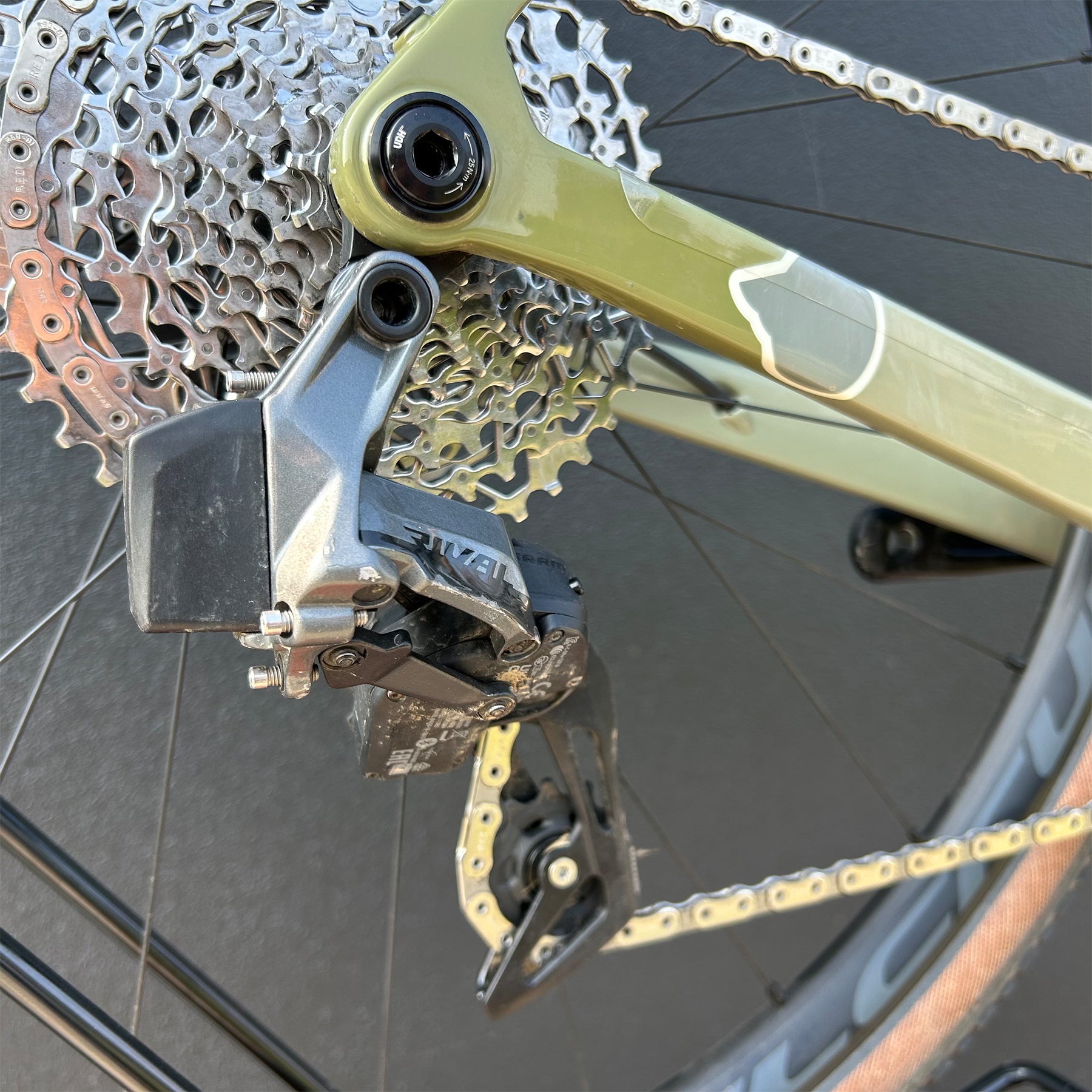cinelli-king-zydeco-2-sram-rival-axs-bici-gravel-test-m image 6
