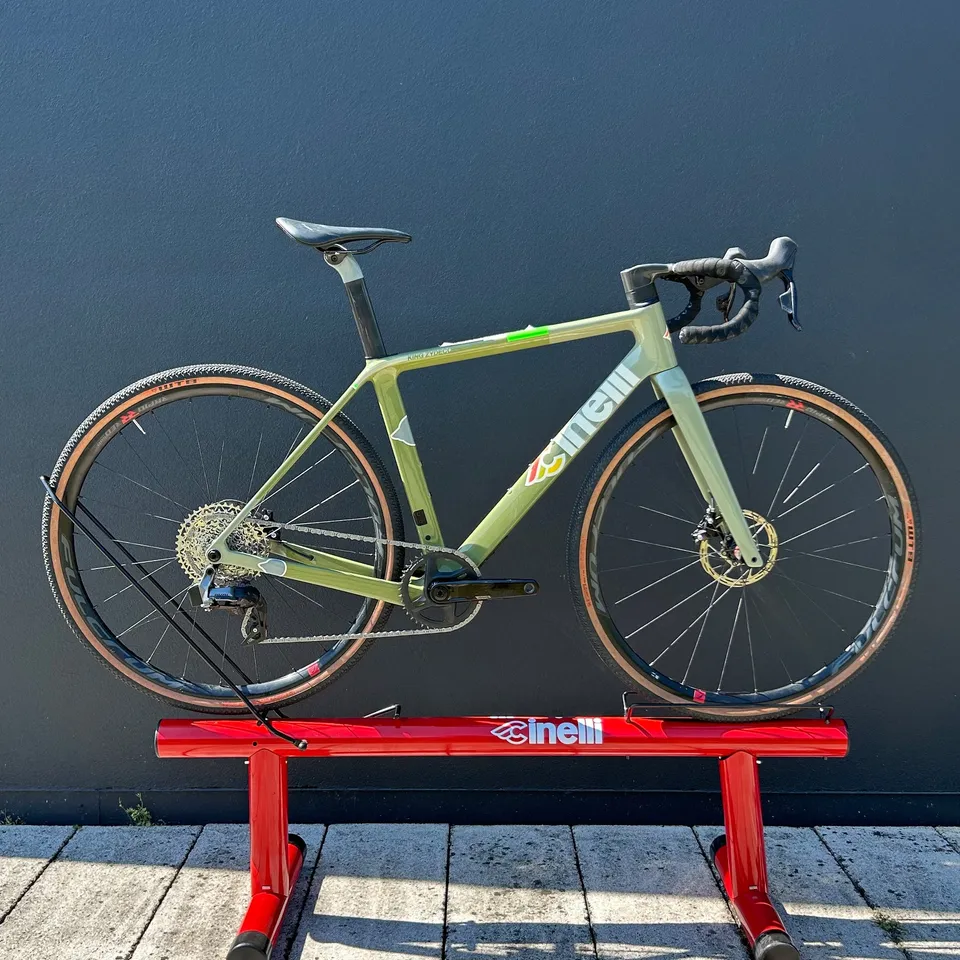cinelli-king-zydeco-ii-sage-rover-bici-gravel-test-sram-rival-xplr-etap-tg-46s image 1