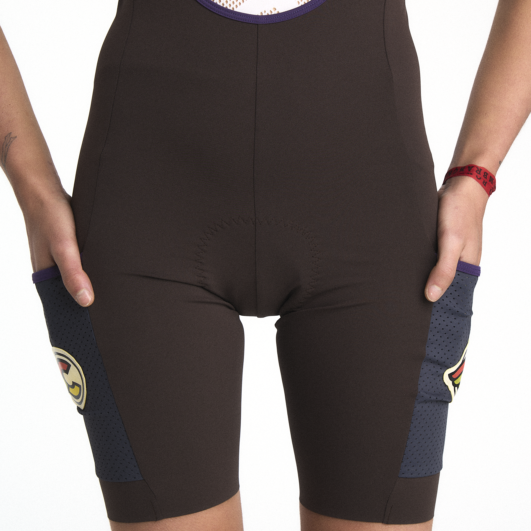cinelli-tempo-cargo-gravel-pantaloncino-con-bretelle-donna-viola image 4