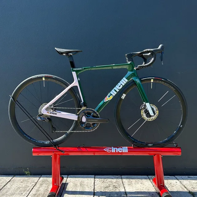 cinelli-pressure-ii-bici-strada-carbonio-ultegra-di2-12v-verde image 1