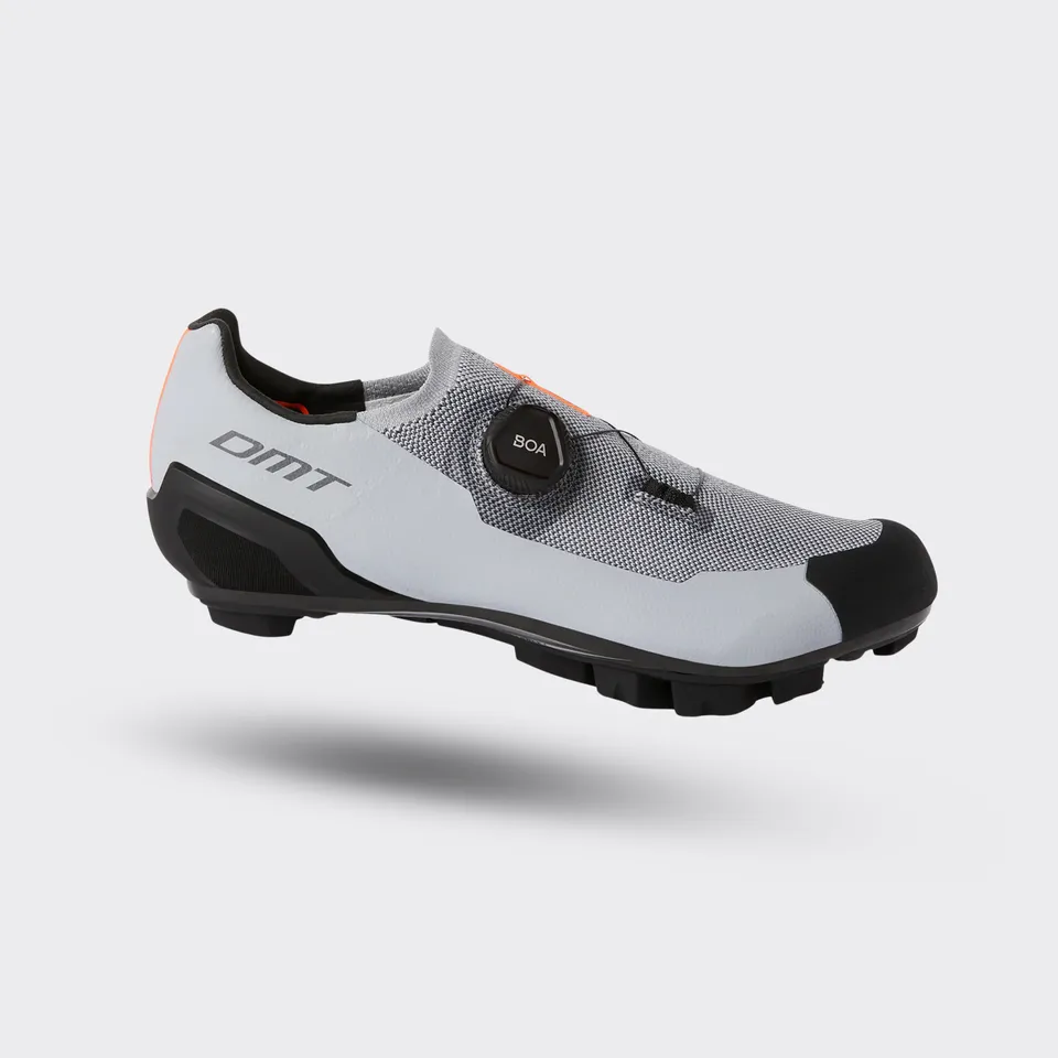 dmt-km30-scarpe-da-mtb-full-knit-grigio-nero image 1