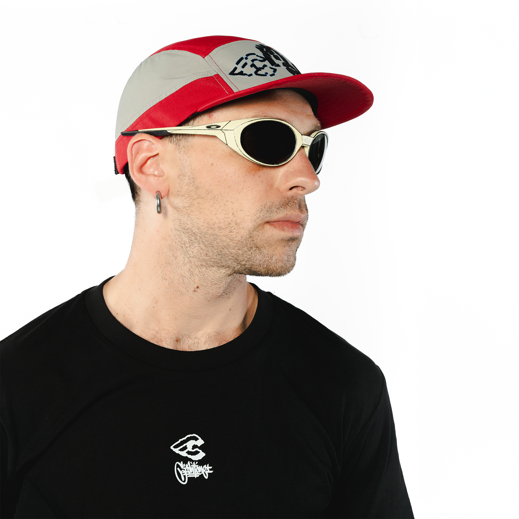 cinelli-tutto-tech-cap-broken-up-cappellino-ciclismo-rosso image 2