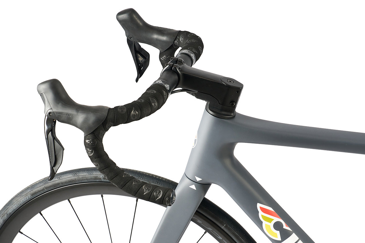 cinelli-pressure-adr-105-disc-di2-bici-strada-aero-endurance image 6