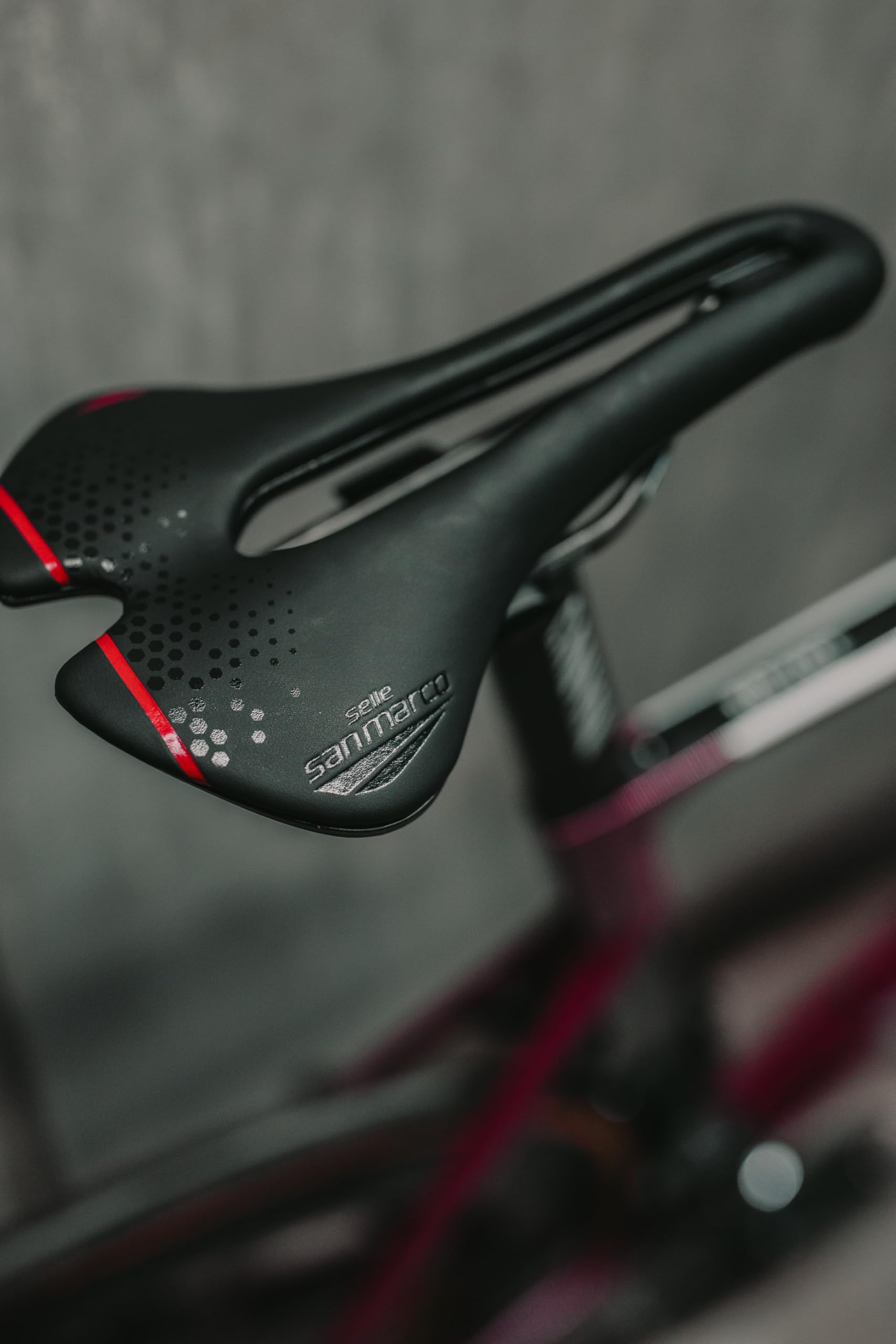 selle-san-marco-aspide-short-carbon-fx-sella-strada-carbonio-150-g-foro-open-fit image 7