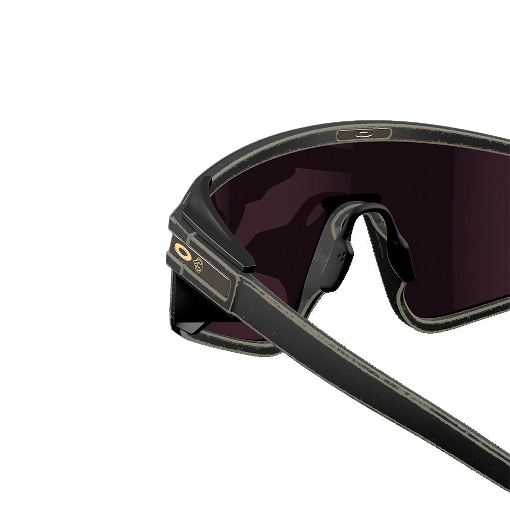 oakley-x-cinelli-latch-panel-prizm-road-black-occhiali-ciclismo image 4