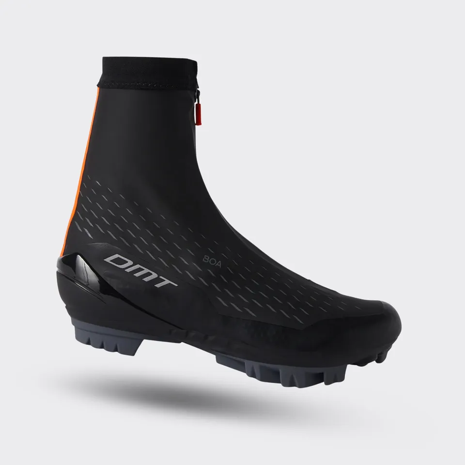 dmt-wkm1-scarpe-mtb-invernali-knit-black image 1