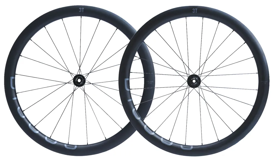 3t-discus-45-40-ltd-coppia-ruote-carbonio image 1