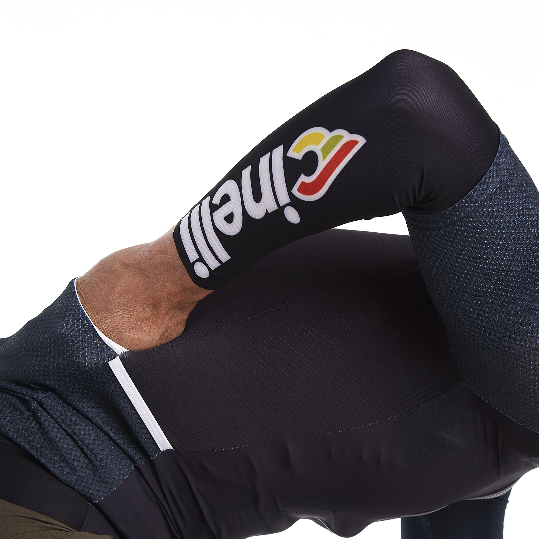 cinelli-tempo-scaldabraccia-neri image 3