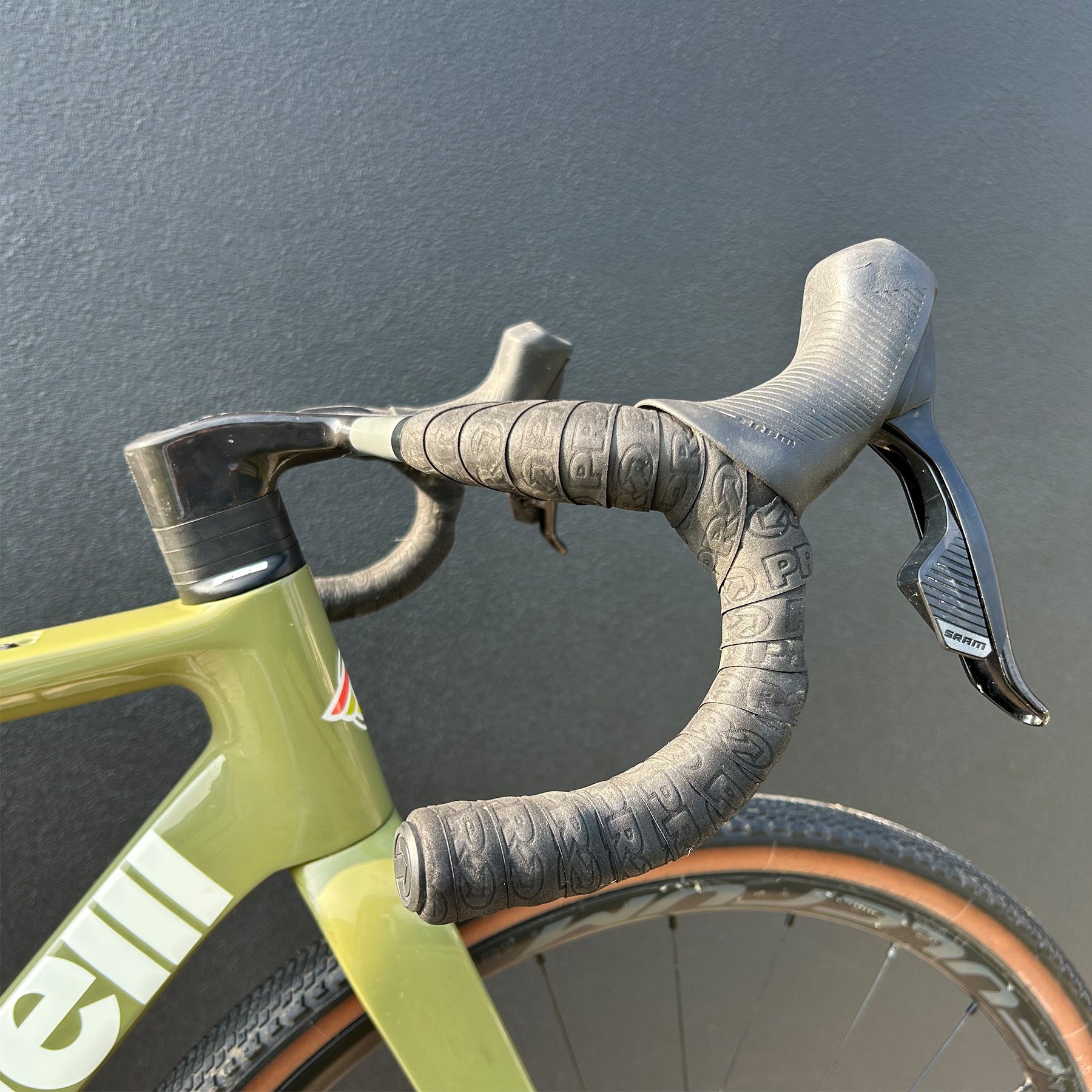 cinelli-king-zydeco-ii-sage-rover-bici-gravel-test-sram-rival-xplr-etap-tg-46s image 5