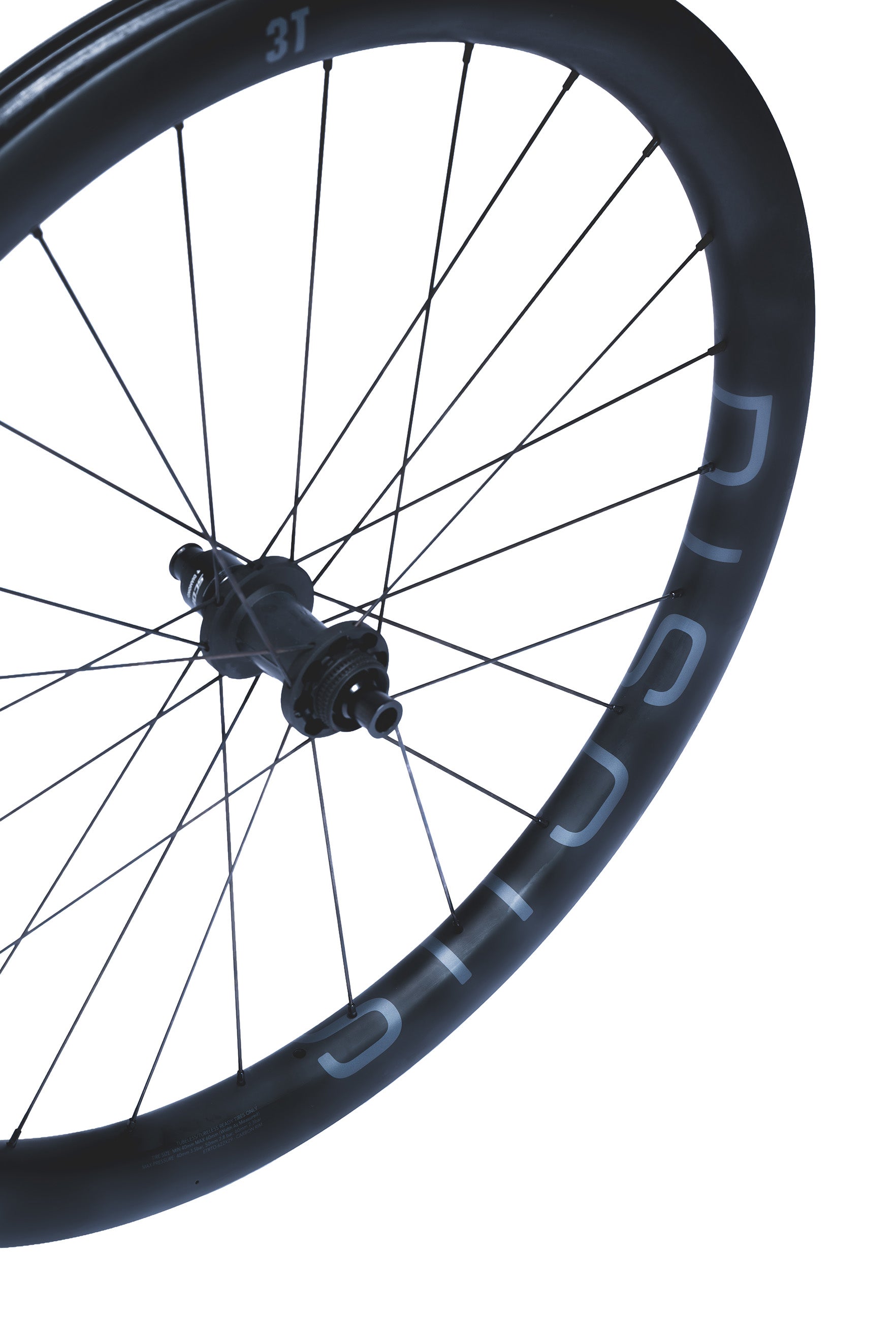3t-discus-45-40-ltd-coppia-ruote-carbonio image 4