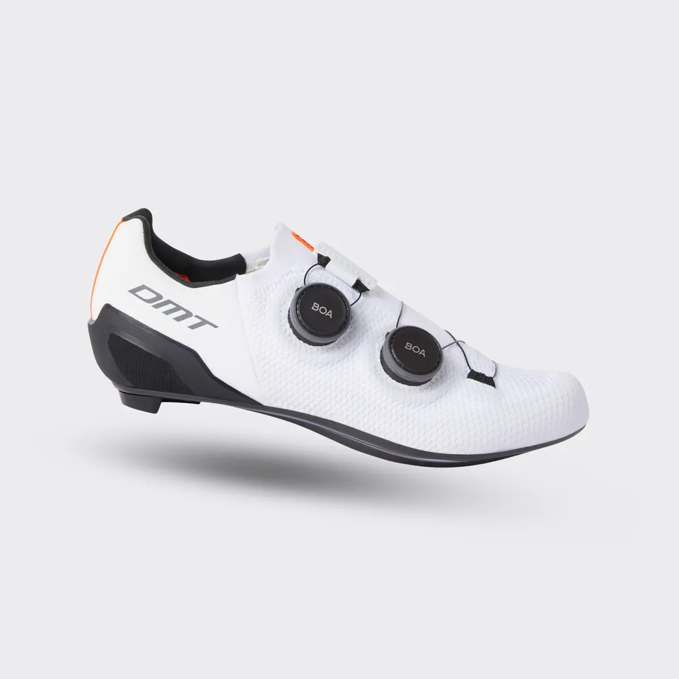 dmt-sh10-scarpe-bici-strada-bianco-nero image 1